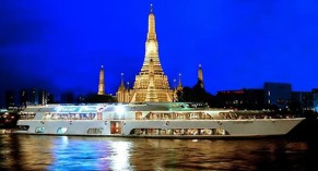 cruise in Bangkok