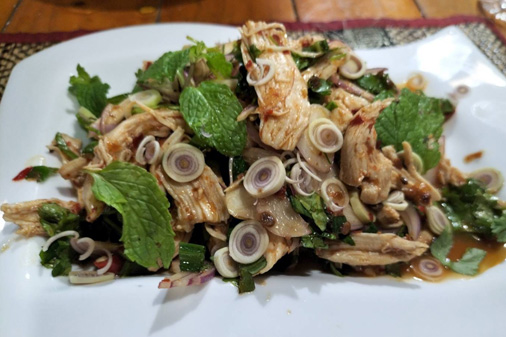 Chicken salad with lemon grass